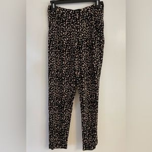 Fighting Eel Ava Sky Cropped Pants Black/Cream Confetti Print in Size XS